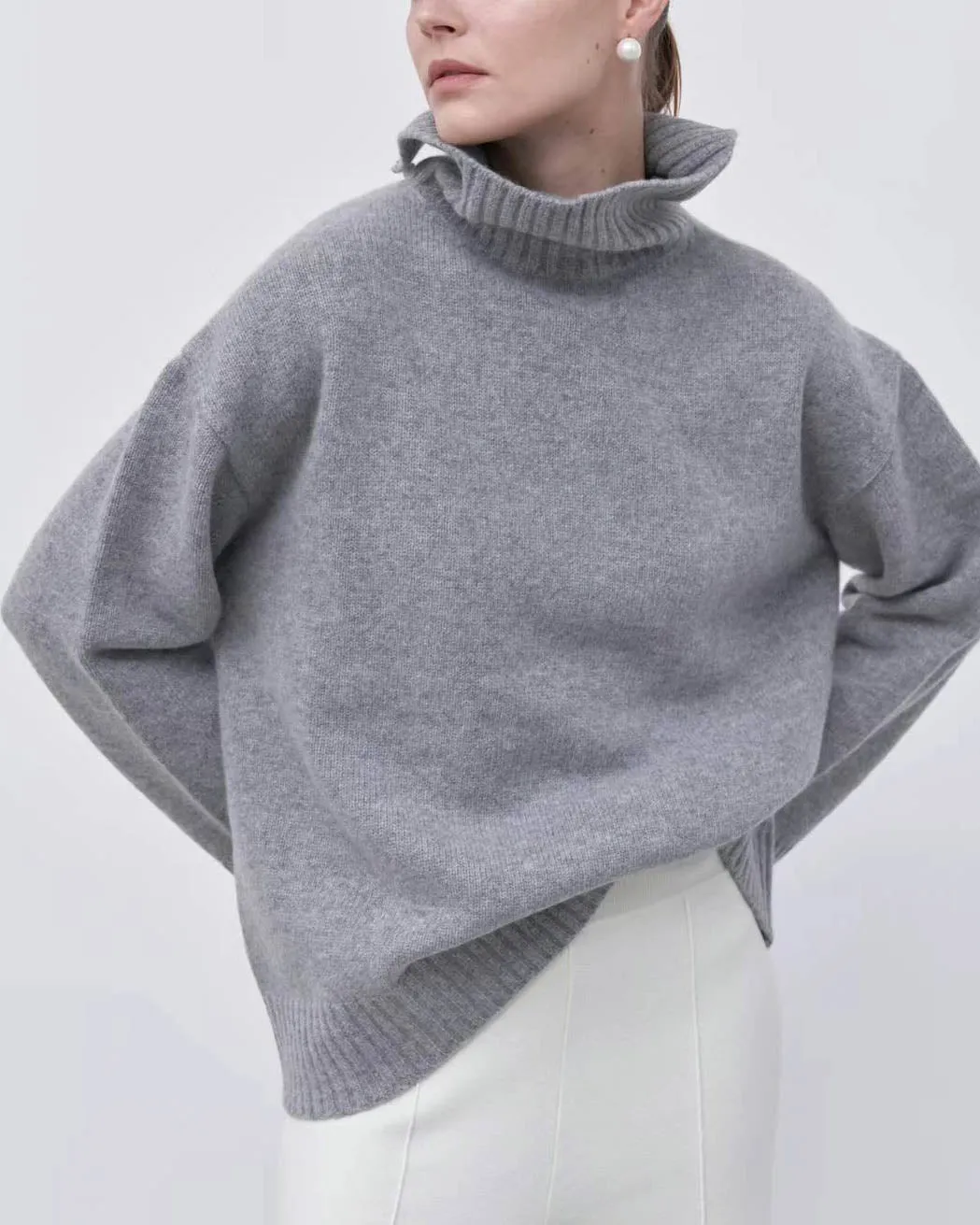 KASIA HIGH NECK KNIT SOFT GREY