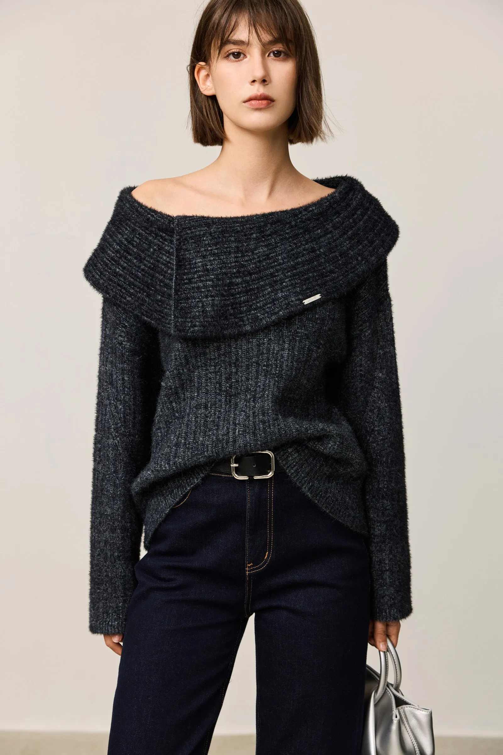 LILY Chic Off-Shoulder Cowl Neck Crop Sweater