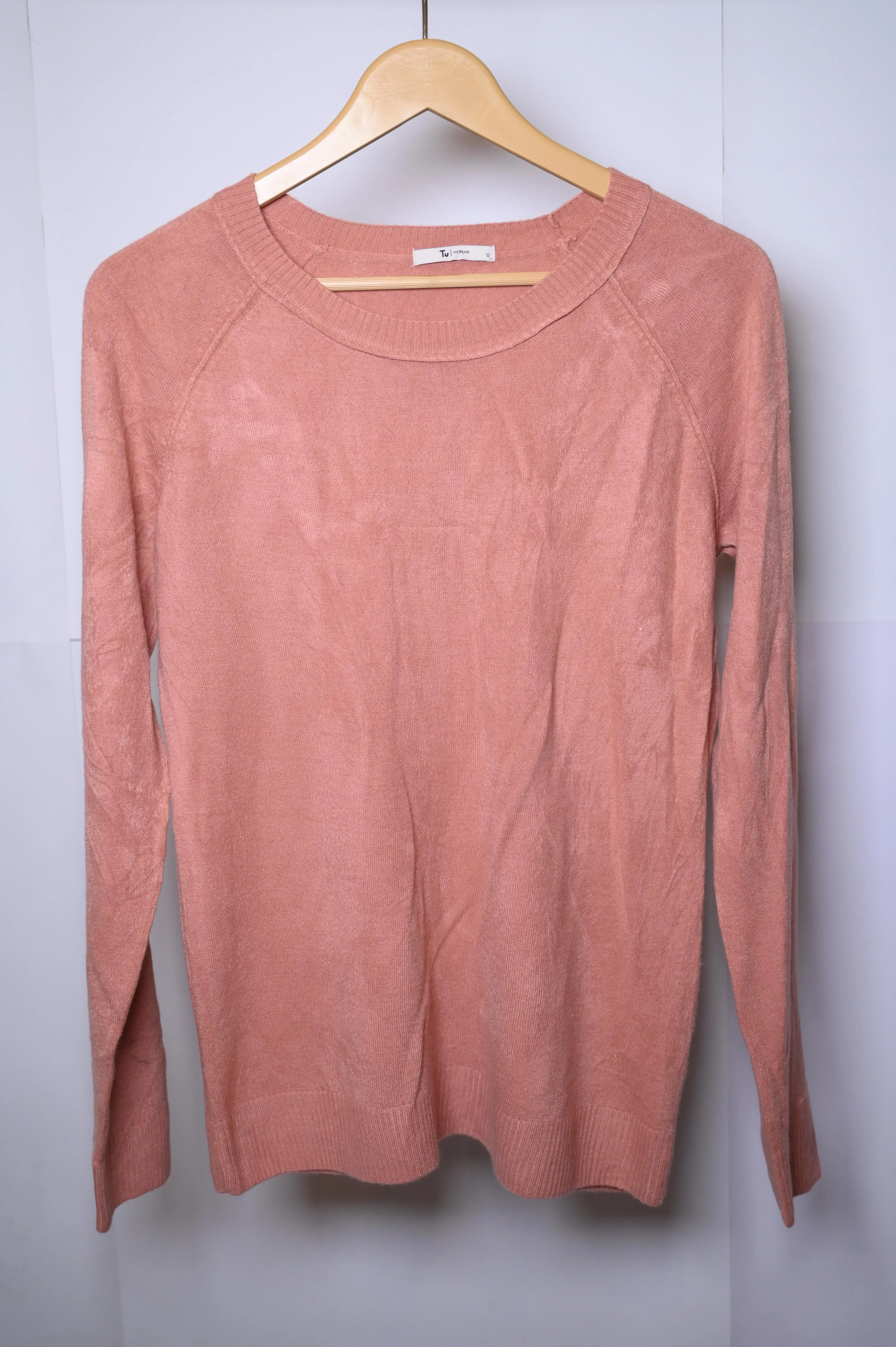 Tu Small Peach Sweatshirt